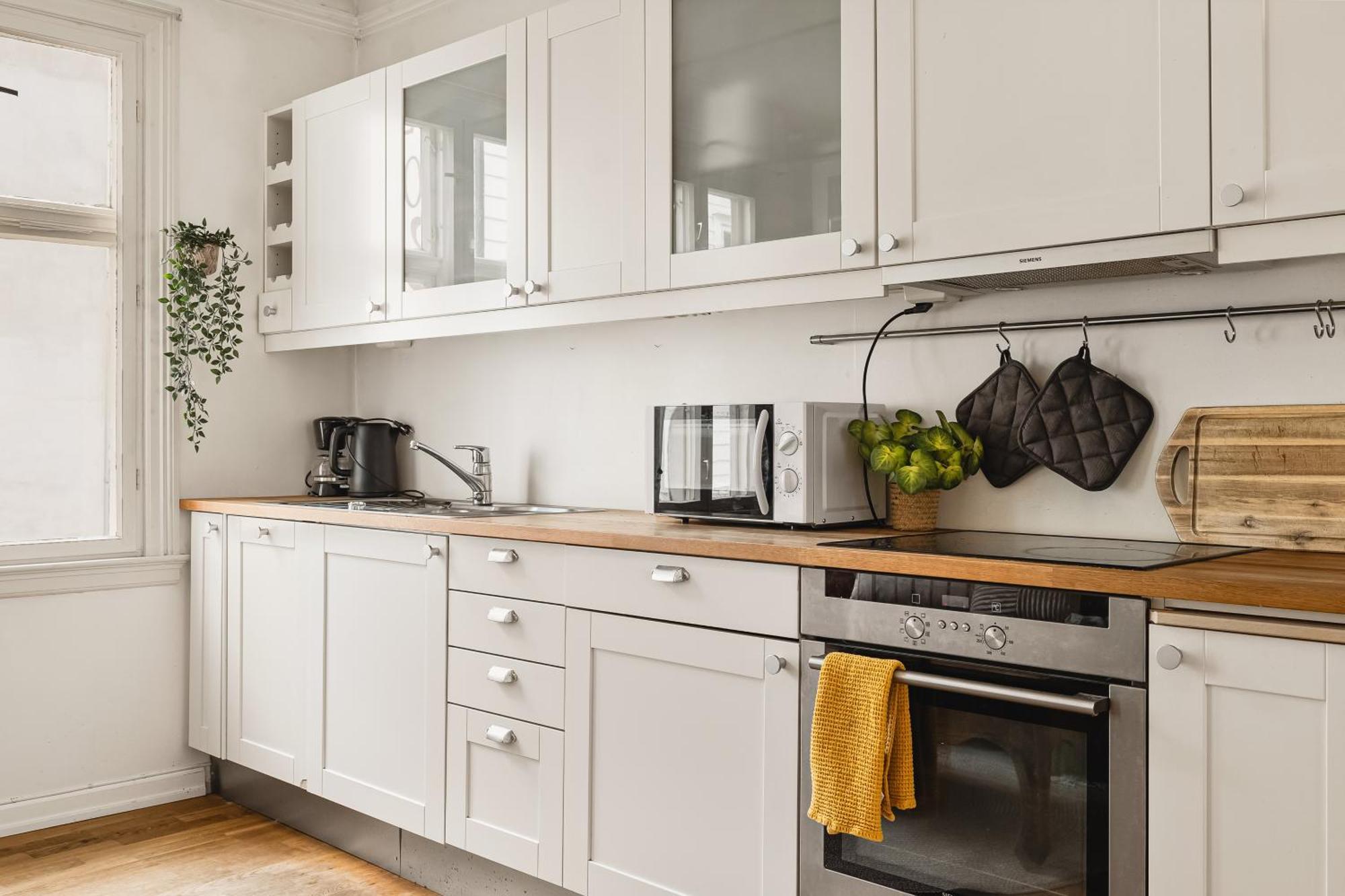 Spacious! 2024 Renovated! 4 Bedrooms! Bergen Bagian luar foto